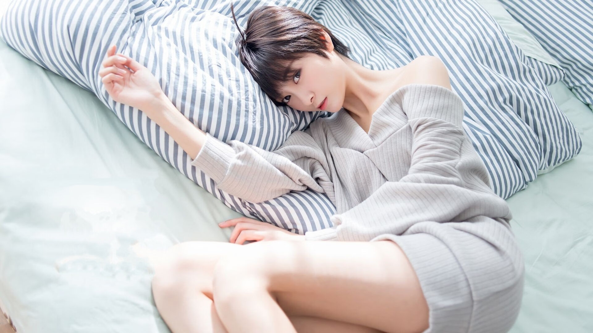 哥伦比亚女足队稳中求胜，稳操胜券，哥伦比亚男足首发