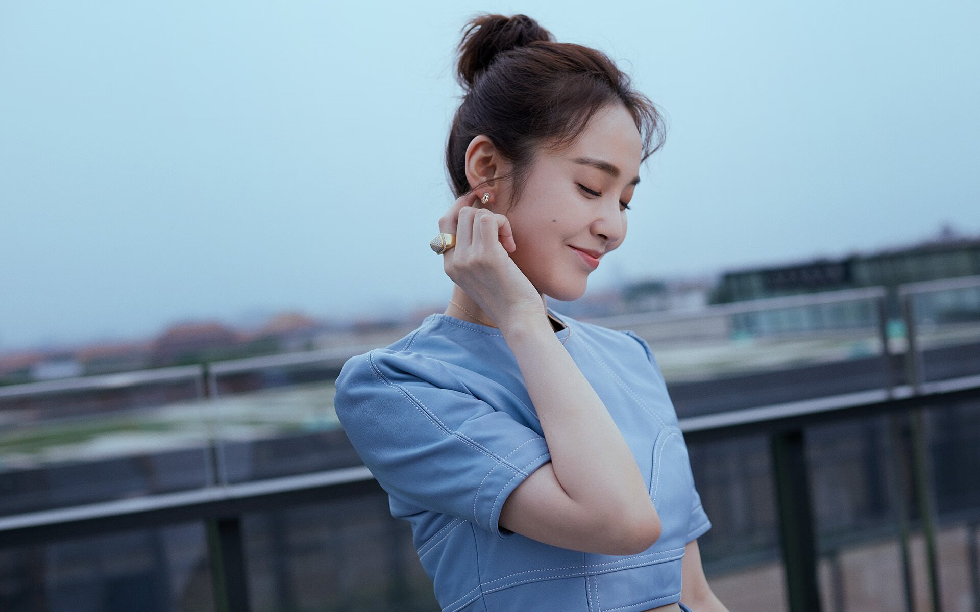 跨界合作打造足球主题的都市绿道,激活城市空间,足球道路